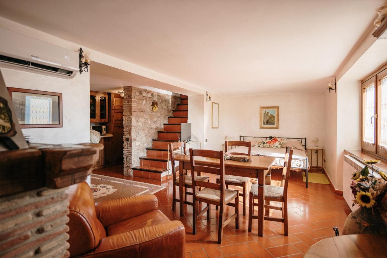 Lago Del Turano - La Taverna Con Cucina Open Space E Free Wi-Fi Ascrea Zewnętrze zdjęcie
