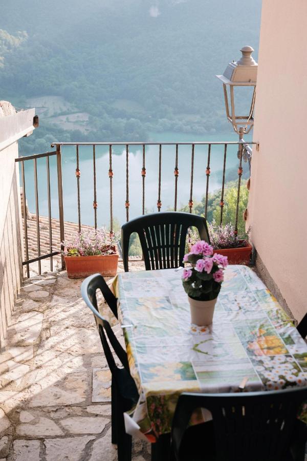 Lago Del Turano - La Taverna Con Cucina Open Space E Free Wi-Fi Ascrea Zewnętrze zdjęcie