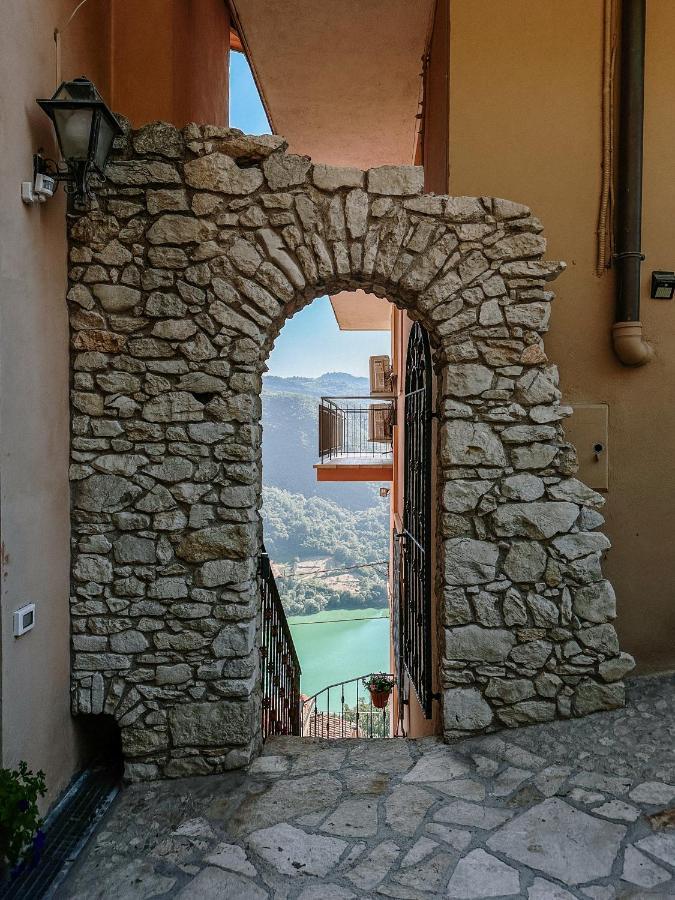 Lago Del Turano - La Taverna Con Cucina Open Space E Free Wi-Fi Ascrea Zewnętrze zdjęcie