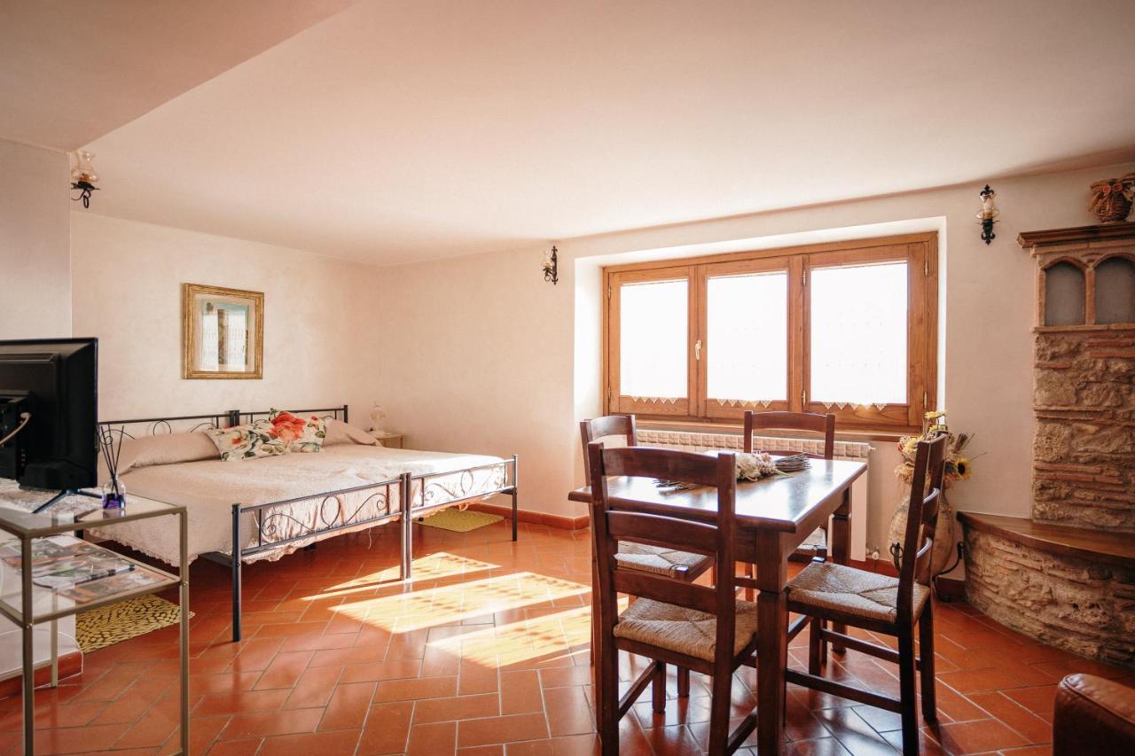Lago Del Turano - La Taverna Con Cucina Open Space E Free Wi-Fi Ascrea Zewnętrze zdjęcie
